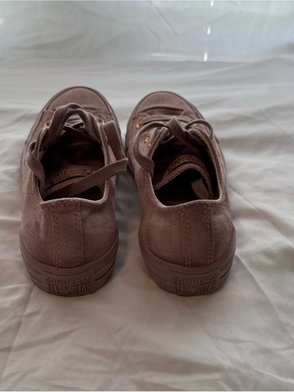 Converse Pink Suede Low-Top Sneakers with Gold Eyelets - Picture 5 of 8
